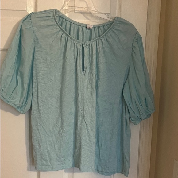 New Without Tags-Old Navy Key Hole Top with Puff Sleeves - Picture 1 of 5